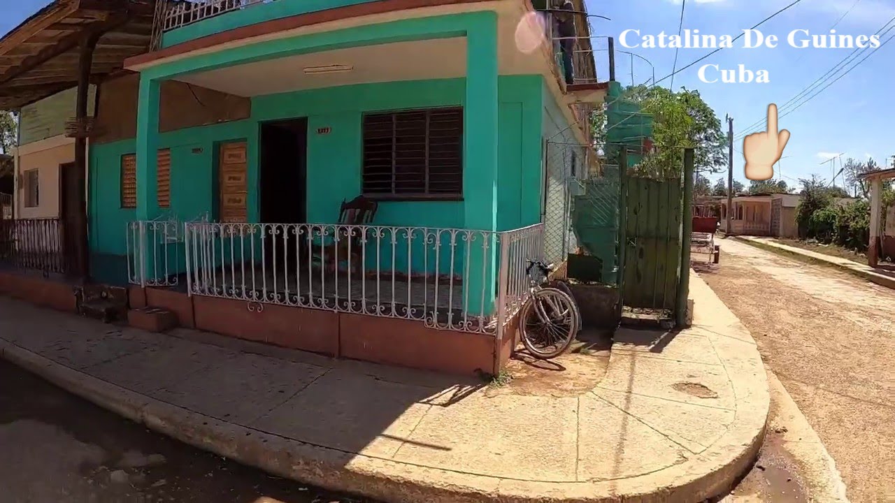 Driving around a SMALL TOWN in Cuba 2020