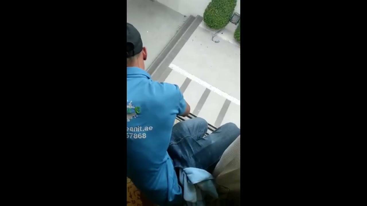 Deep cleaning services in Dubai @MountainRugCleaning @CleaningTheDirtiest @rajabbutt94 