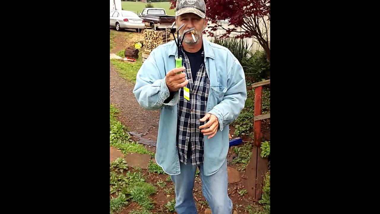 Make your own: $1 frog gig