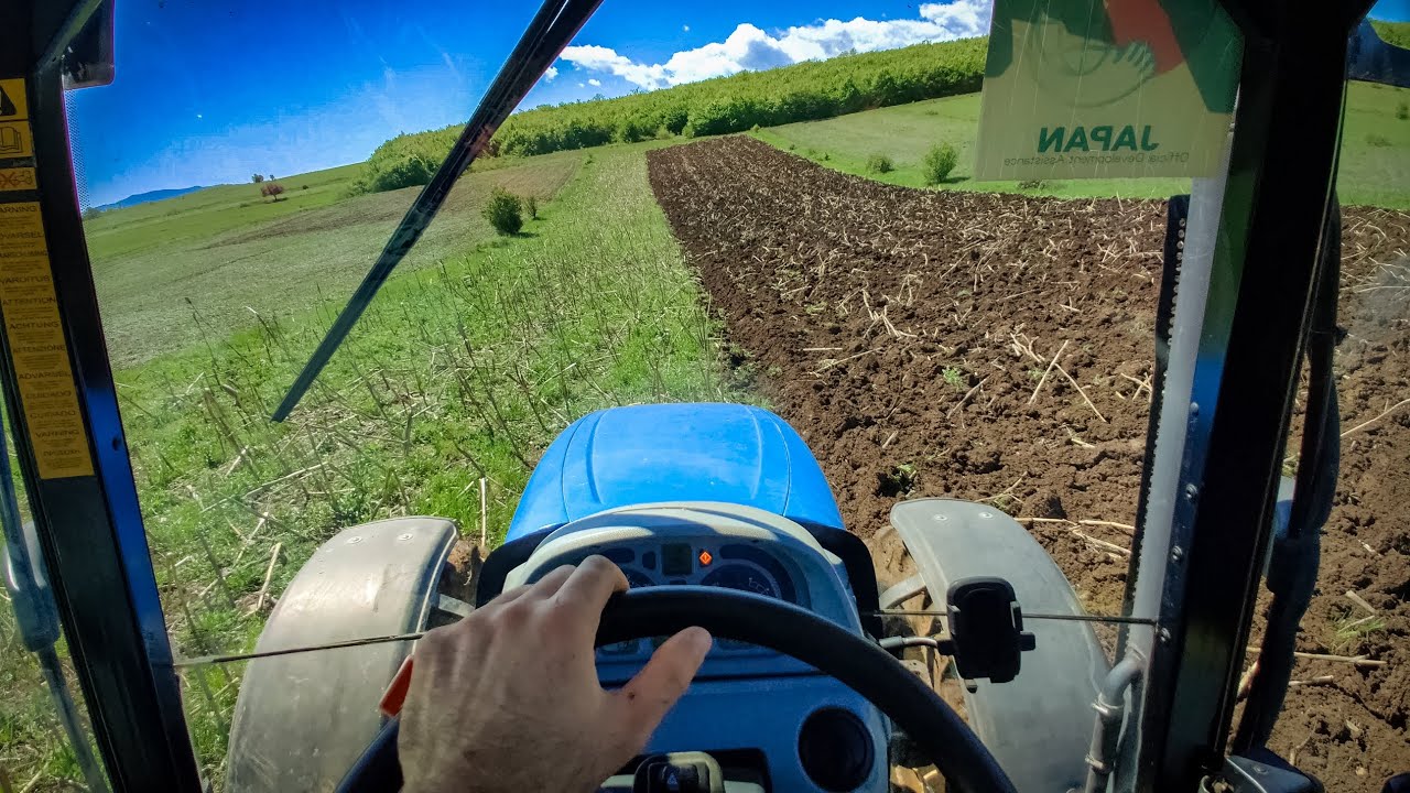 POV - Plowing | New Holland T6050 + Pottinger Servo 35