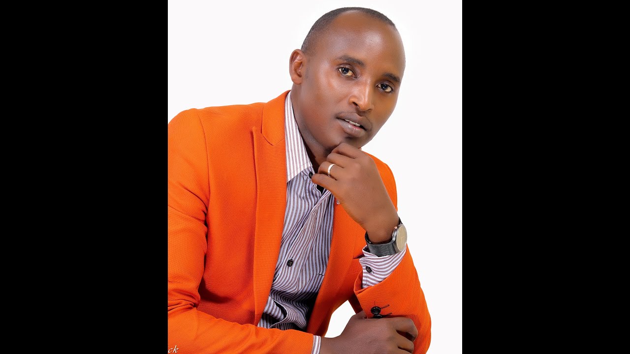 Lucas Mwambetu and International praise team at JCC Wote