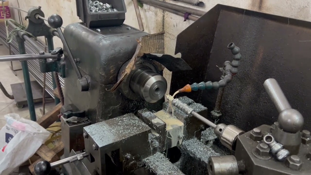 Aumentando produção de rosca com torno revólver