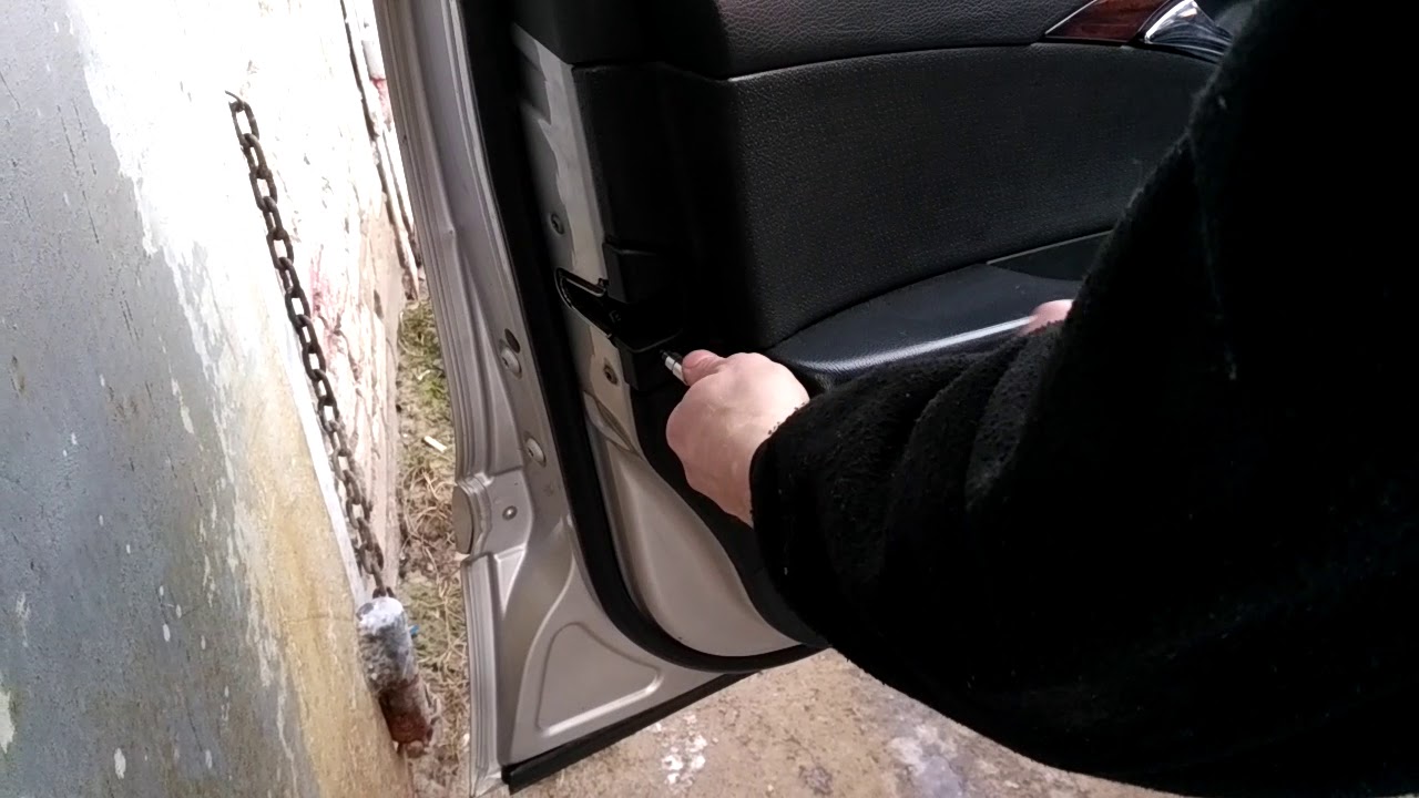 Как снять обшивку карту передней двери MERCEDES W211/demontaz boczka drzwi przod/door panel removal