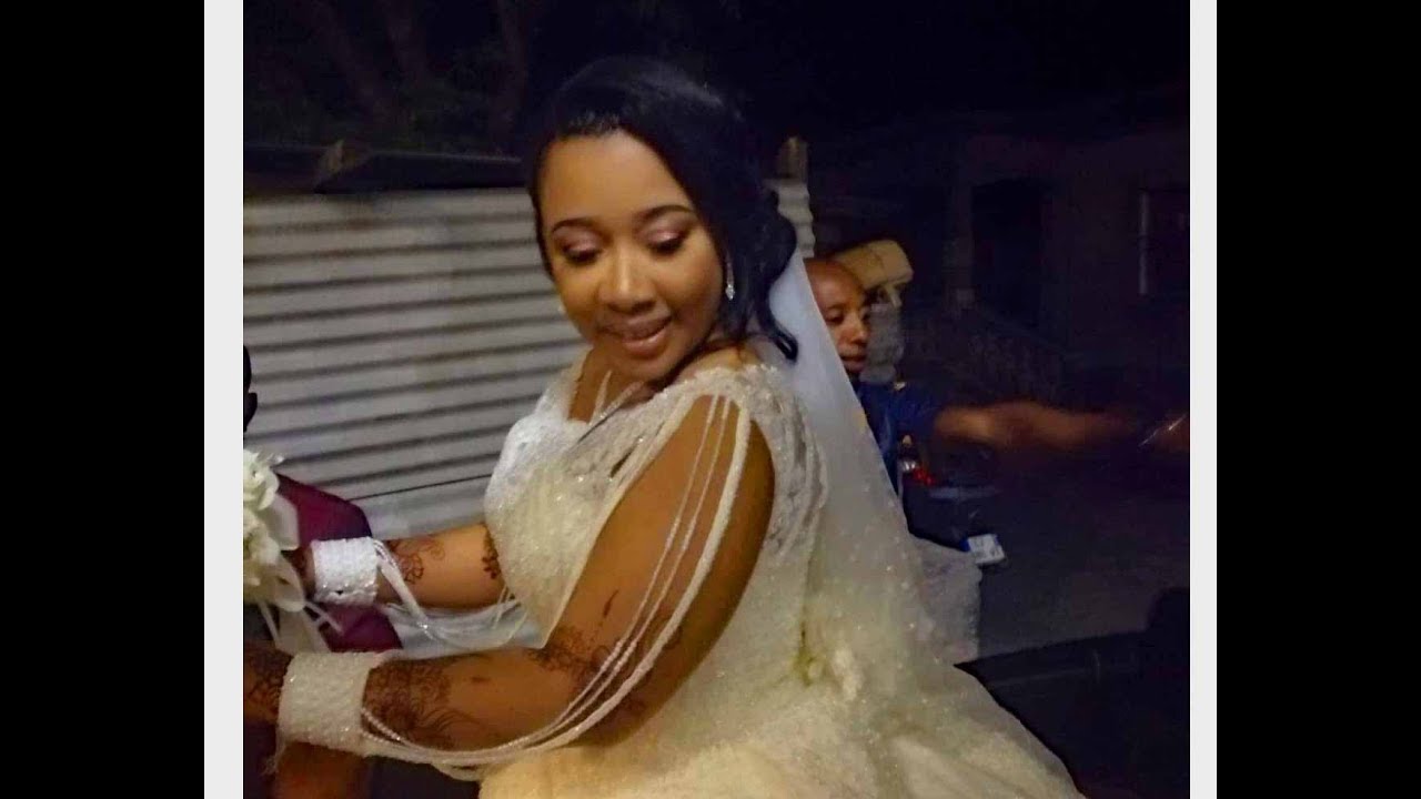 Oukoumbi d'Ali Mohamed Radja et Roulia Bahasdsani Vouvouni Mbambao