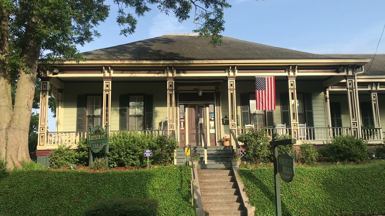 Walnut Hills Restaurant ★★★★½, (1880), Vicksburg, Mississippi