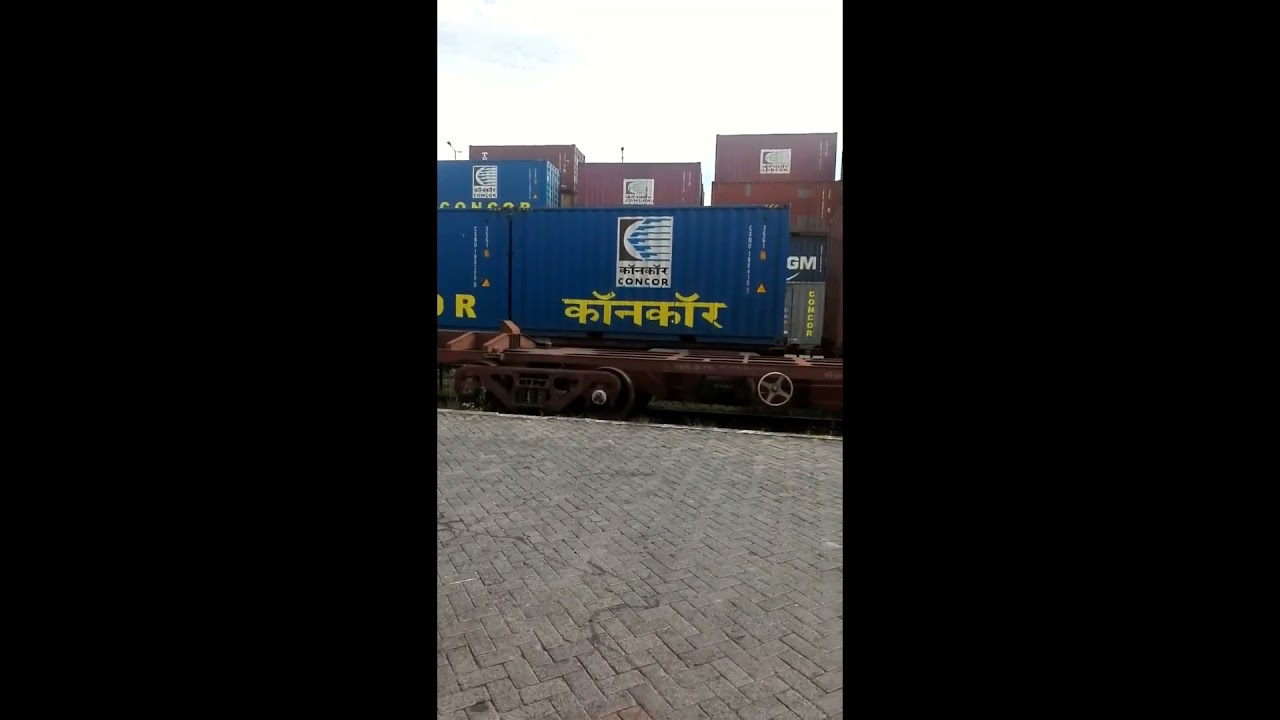 Lift Trucks Equipment Services (LTES) Kolkata. Reach Stackers maintenance and container handling.