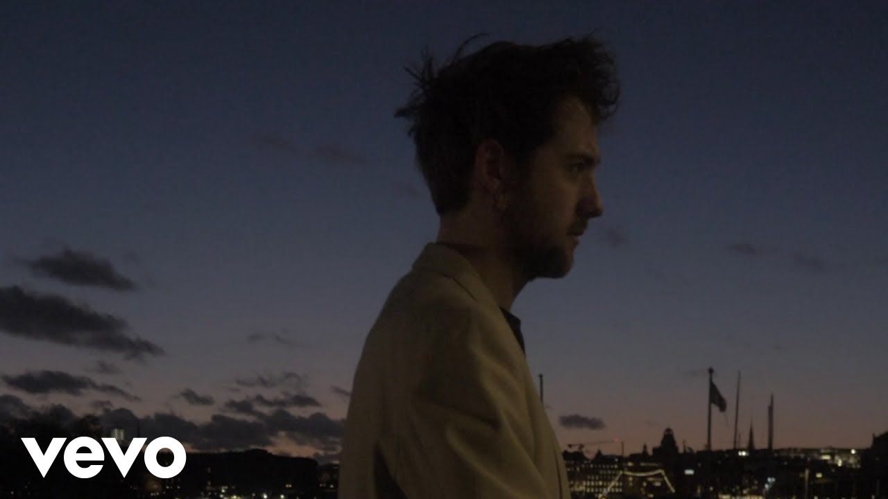 Björn Holmgren - Ge mig ett tecken (Visualiser)
