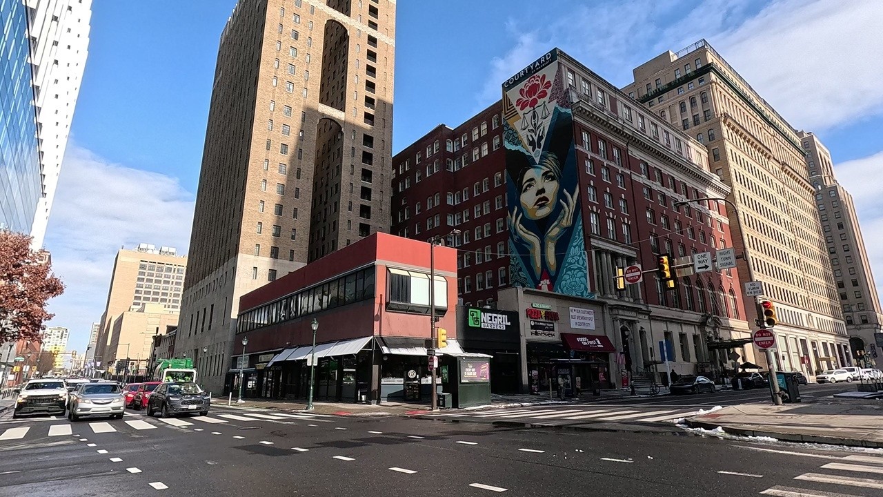 ⁴ᴷ⁶⁰ Walking Philadelphia, PA: Arch Street from Love Park to National Constitution Center