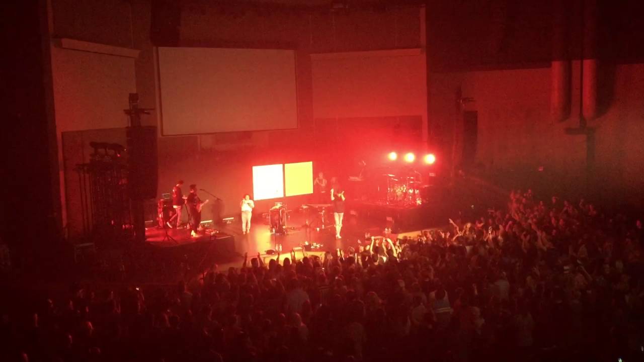 Hillsong Young & Free - Concert Opening
