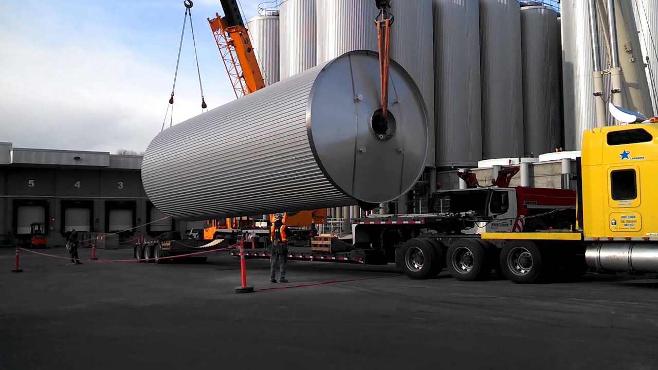 Unloading beer tanks