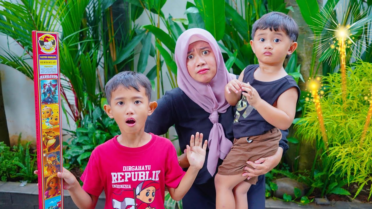 ALI BELI PETASAN KEMBANG API 😱 HATI HATI MAIN PETASAN