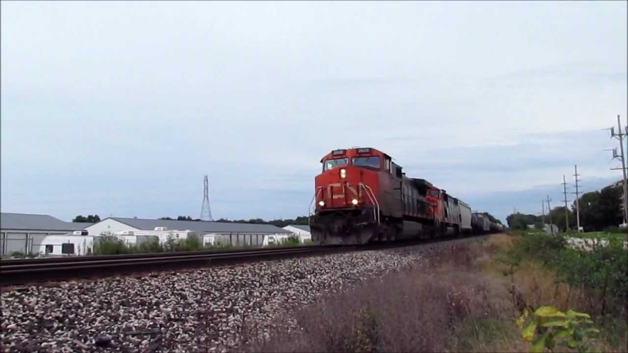 CN Dash9 and SD60F in Valpo