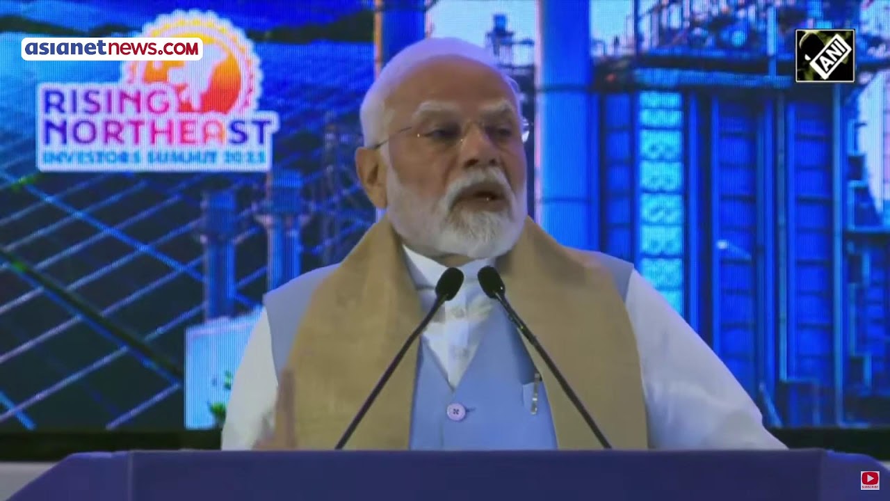 LIVE: PM Narendra Modi at 'Rising North East' Investors Summit 2025 | Bharat Mandapam
