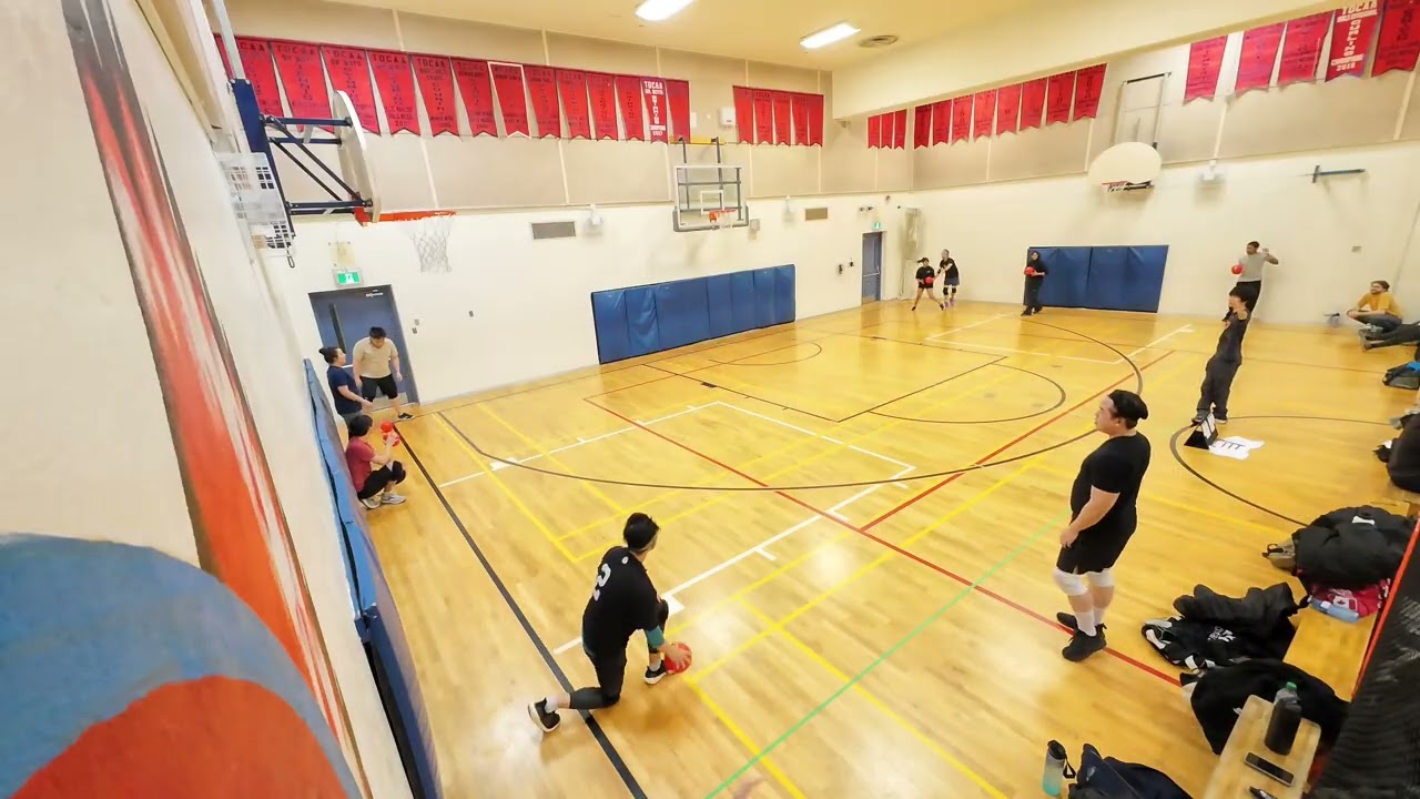 Dodgeball Toronto Monday Recreational Free Birds Vs Badass Yetis Winter Season 2026 Week 3