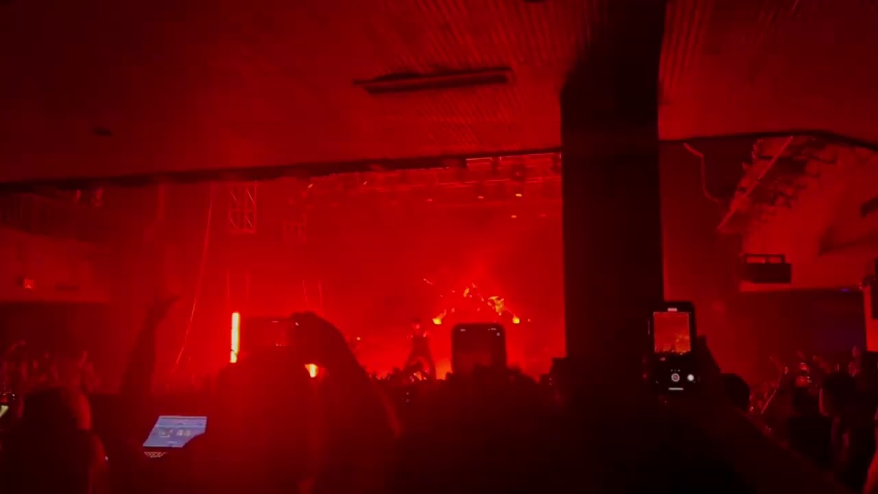 Bad Omens - Dethrone (Live) - Concrete Forever Tour
