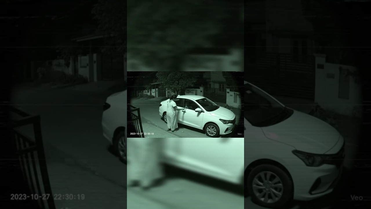 CCTV &mdash; Jealous Aunty&rsquo;s Midnight Scratch😱😡😡 #viral #carscratch
