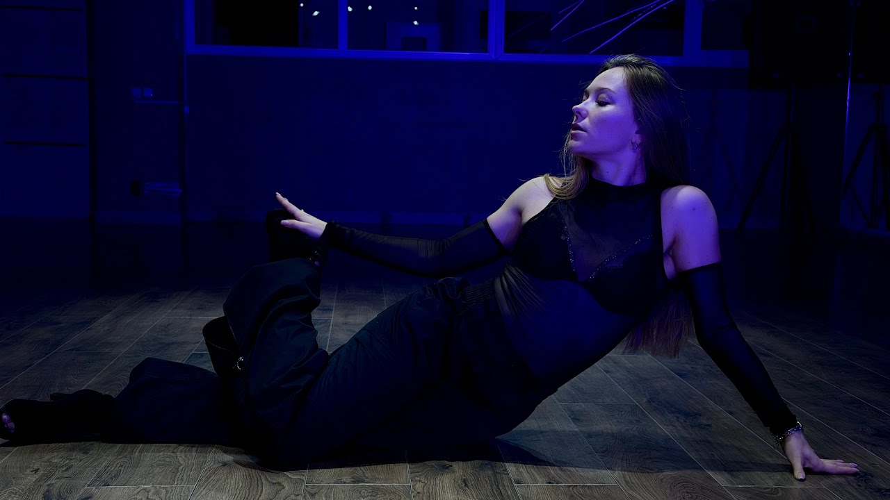 [black bunny (bb] - Breathe On Me - Britney Spears - Brian Friedman choreography 