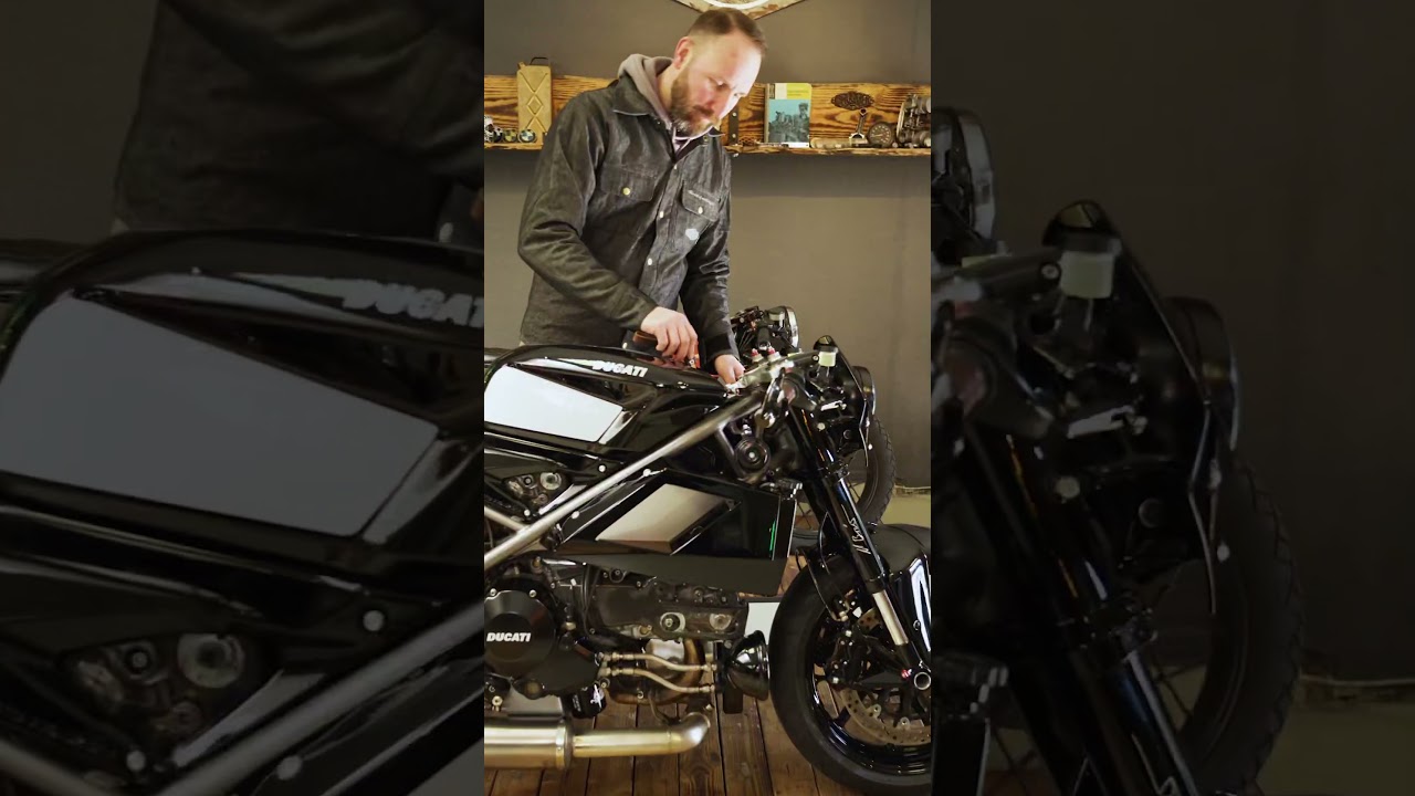 DUCATI 848 CAFE RACER. THE ART OF MOTORCYCLE. ORIGINAL BR&Uuml;CKNER MANUFAKTUR