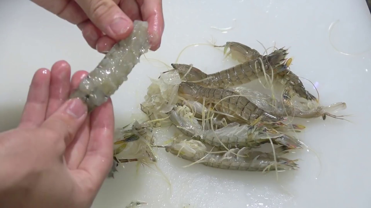 朝ごはん作ってみた。『生シャコエビの刺身』