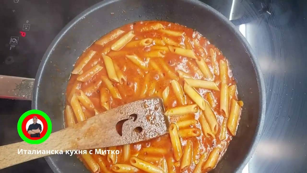 Пене Арабиата – класическа италианска паста с доматен сос, чесън и люто