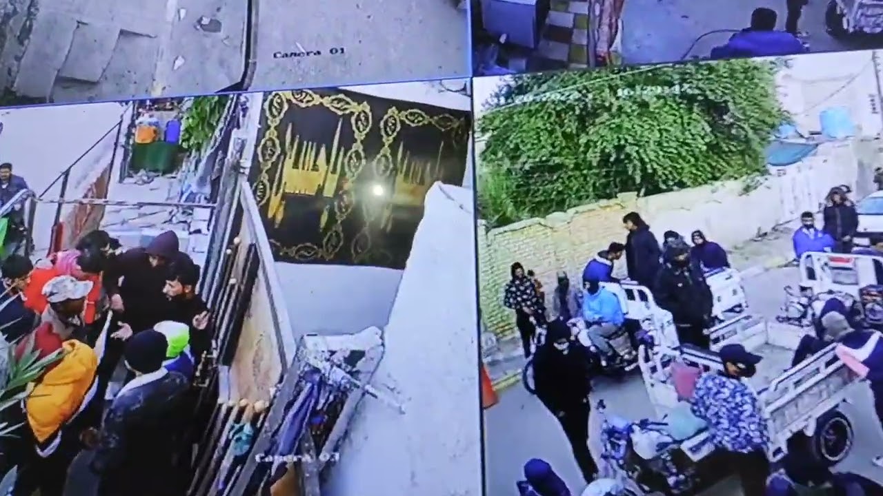 ترى الزينــات بس الزين يذكرهاالــماعنده شــرف معذور ينكرها.متظاهرين لحبوبي أمام بيتي الاخ محمدوامجد