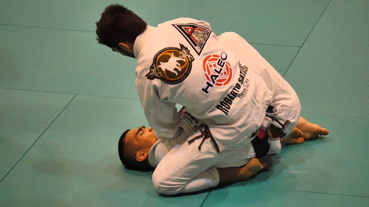 IBJJF Asian Open, Black Light Final, Choi Won Choi (최용원) vs. Roberto Satoshi