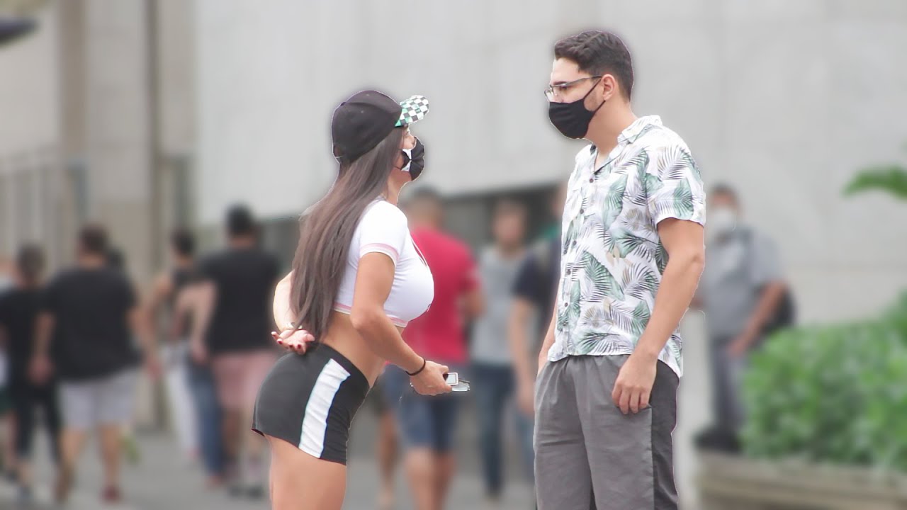 Como ter uma conversa natural com uma mulher!