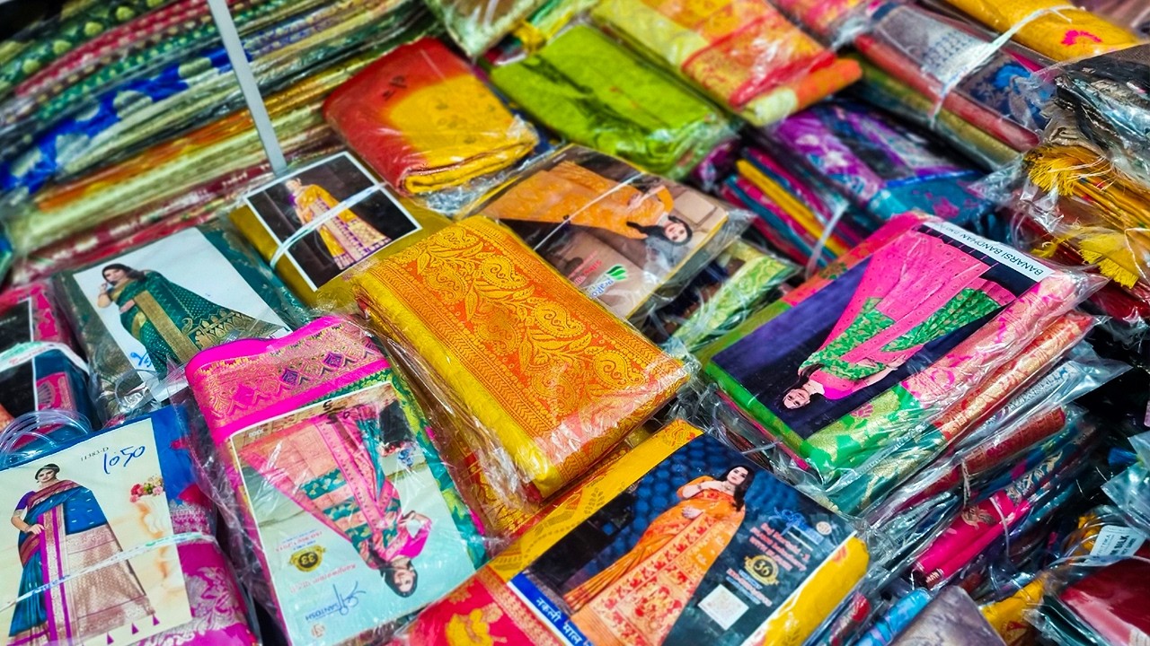 Classic Saree Fashion | Saree Wholesale In Santipur | Santipur Saree Market | Saree Wholesale