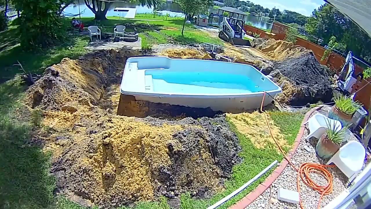 MONTAJE PISCINA DE POLIESTER EN KIT AUTOINSTALABLE