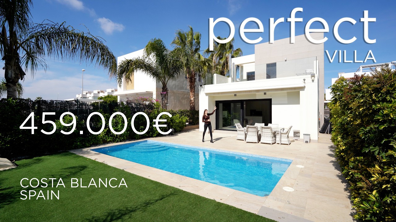 Villa Tour in Quesada | Villa in Spain with Pool area
