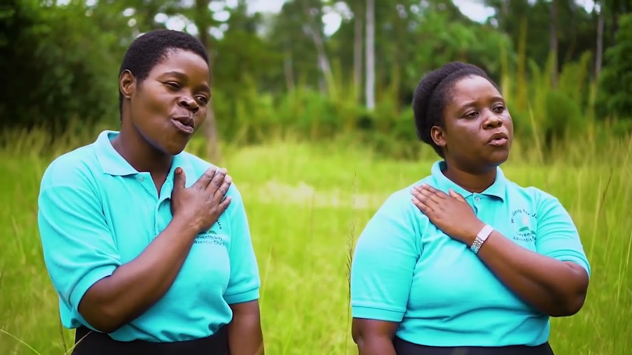 ABISALOMU  CHIYEMBEKEZO SINGERS INTRO