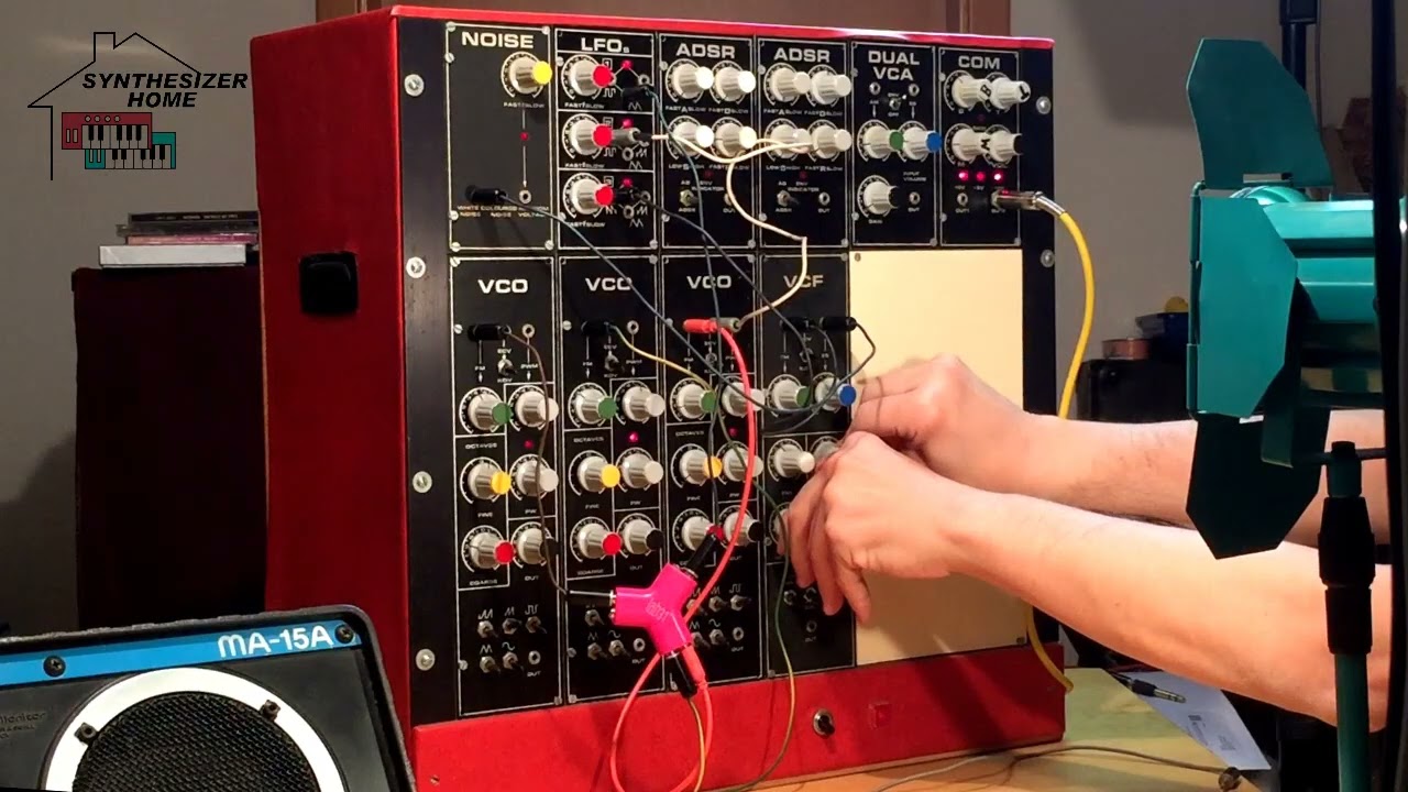 ELEKTOR FORMANT MODULAR SYNTHESIZER (1977)