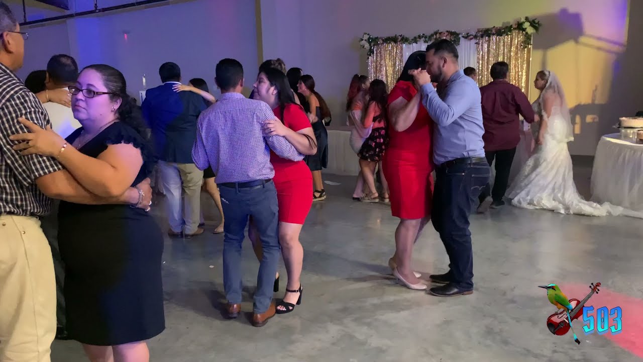 Guanacos Swing en vivo mix caminantes.