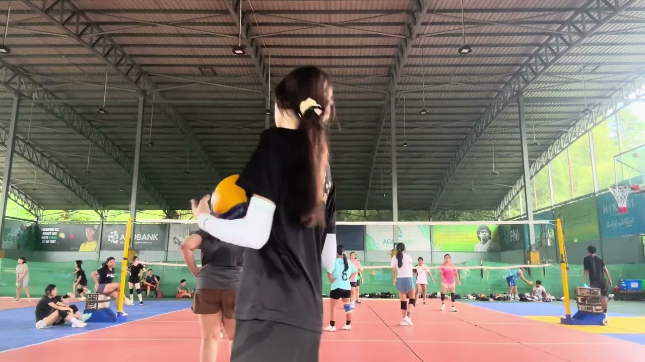 Vballjny : Training