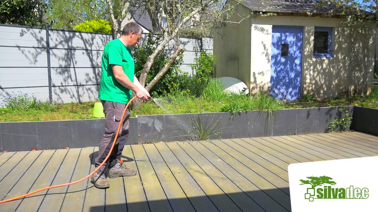 Entretien de votre terrasse en bois composite Silvadec&reg;