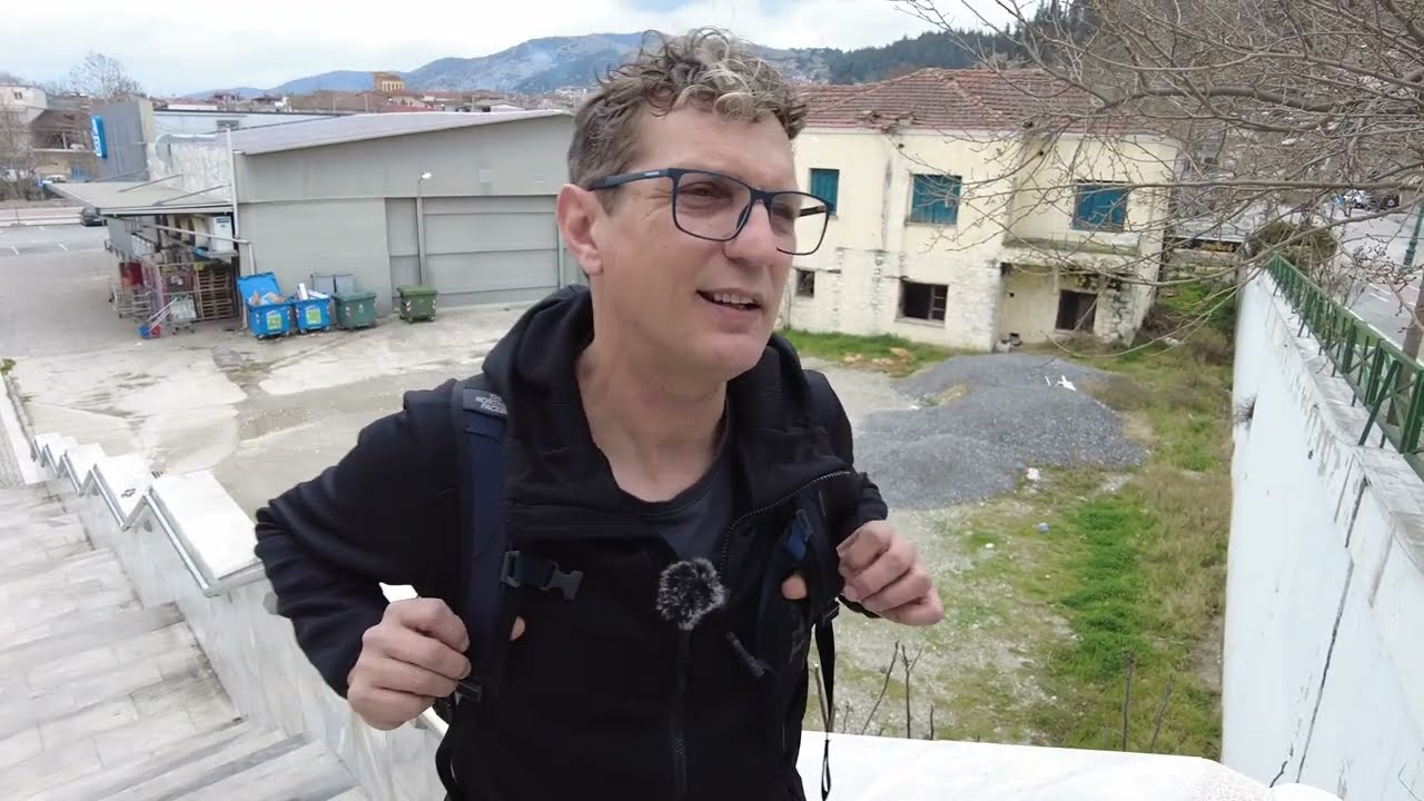 πως βλέπει ένας επαρχιώτης την Αθήνα