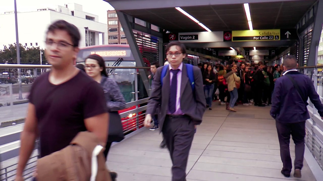 Estación Universidades de TransMilenio se mueve mejor