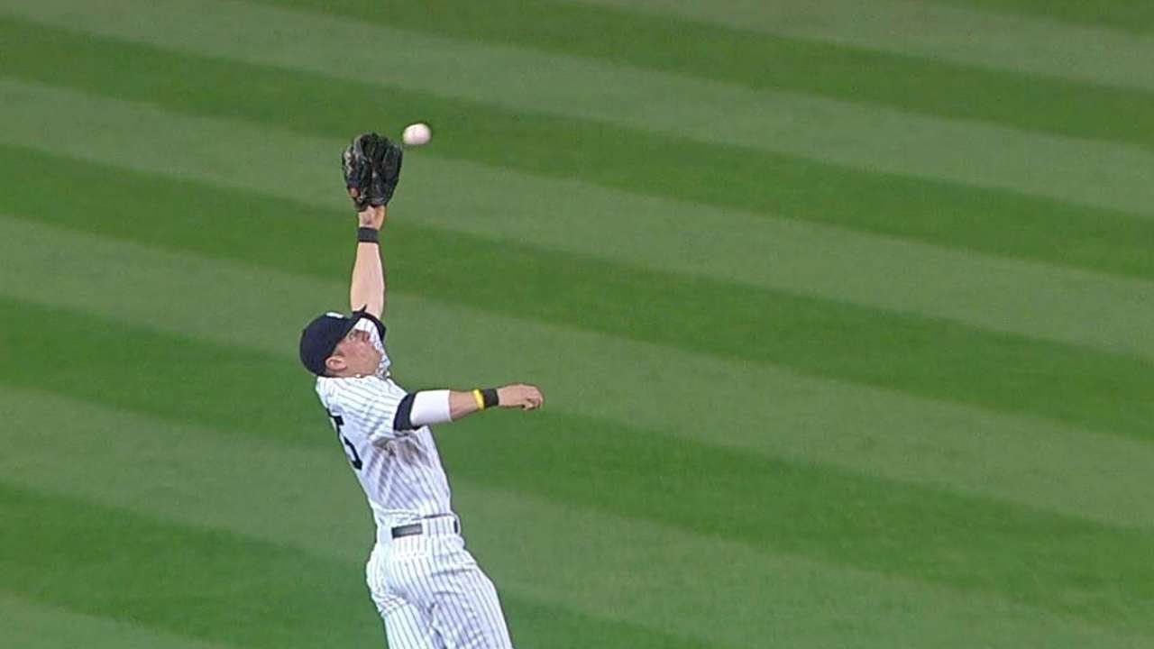 Ryan makes great leaping grab to rob Molina