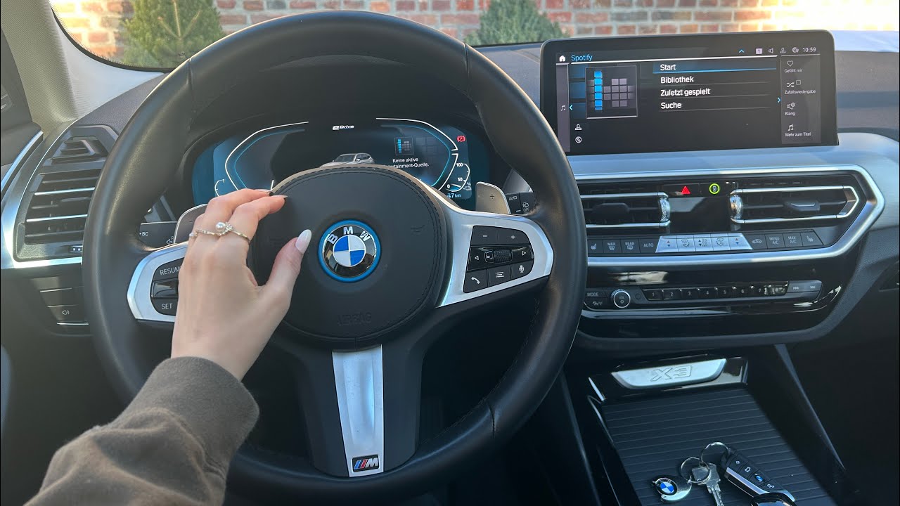 ASMR Car Tapping (Lens Tapping & Nail Tapping)