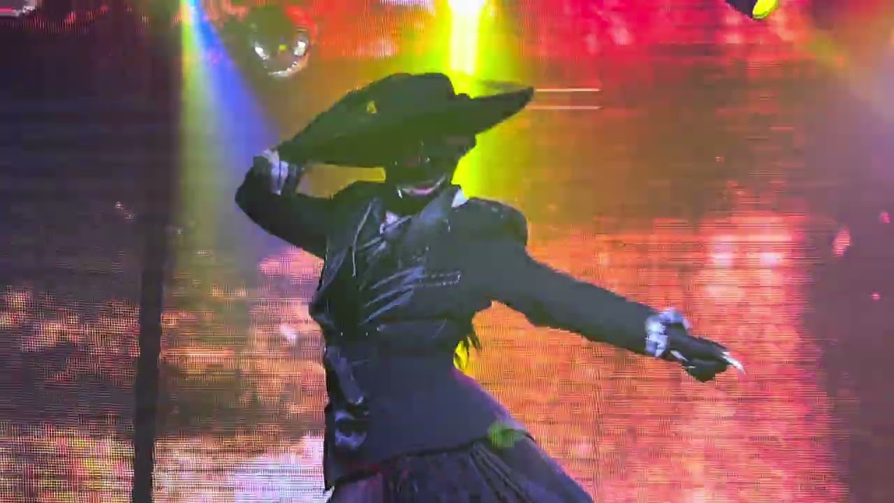 Lady Gaga - Disease performance by Penelopy Jean (drag queen)