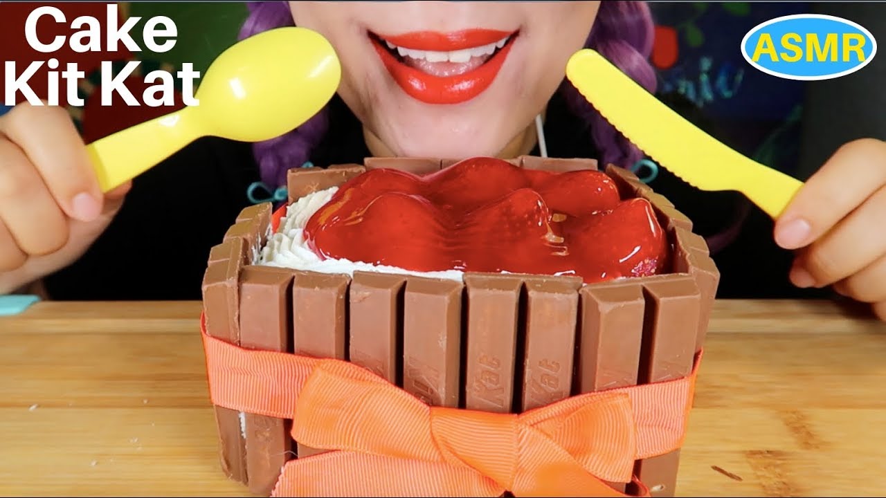 ASMR STRAWBERRY CAKE+KIT KAT EATING SOUND |딸기 케익+킷캣 리얼사운드 먹방 |CURIE.ASMR