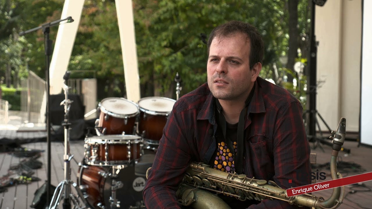 ENRIQUE OLIVER: SAXOFONISTA DE JAZZ