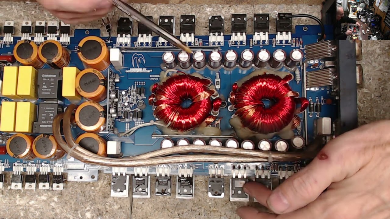 Hifonics Brutus 3000 Watt Surprise Mess Inside