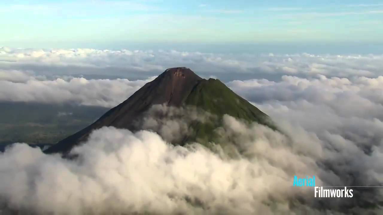 Ron Chapple - Aerial Filmworks flights with aeroteccr.com