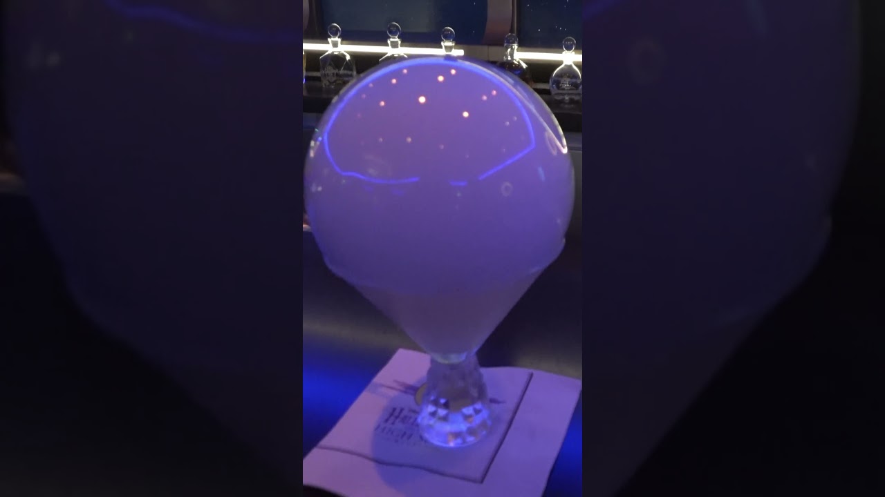 (Space On The High Seas) Hyperspace Lounge: Disney Wish  #chachingdream