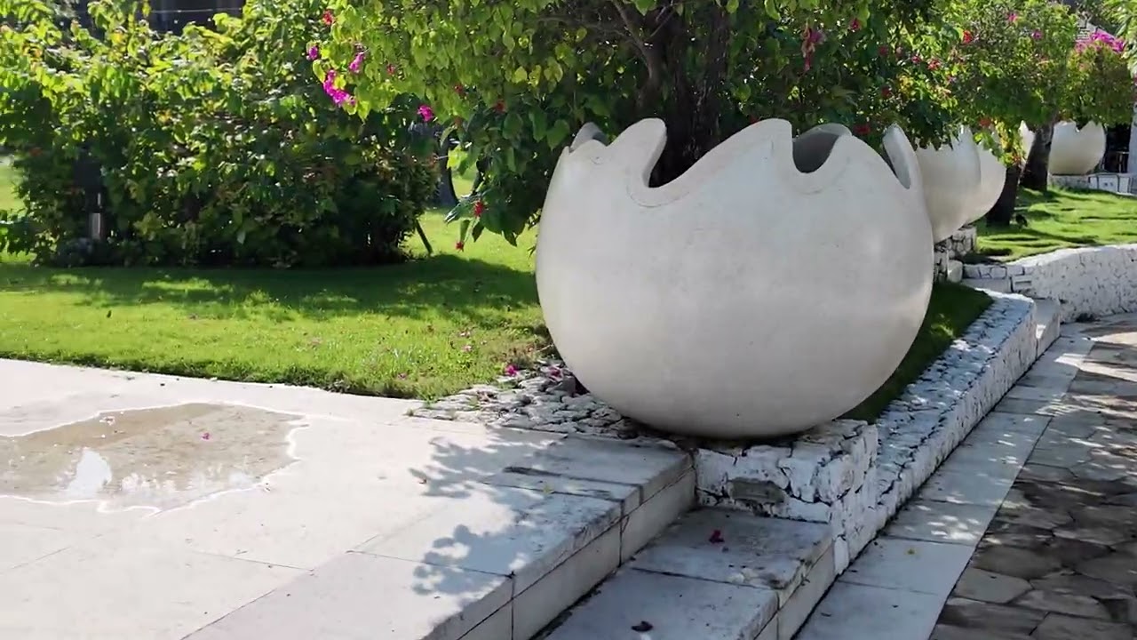 Holiday Inn Resort Baruna Bali (Kuta, Indonesia) (part-2) #aumsworldlytravels #holidayinnresort.