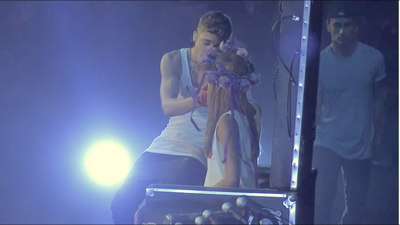 One Less Lonely Girl - Justin Bieber Live (Toronto) | 25.07.2013