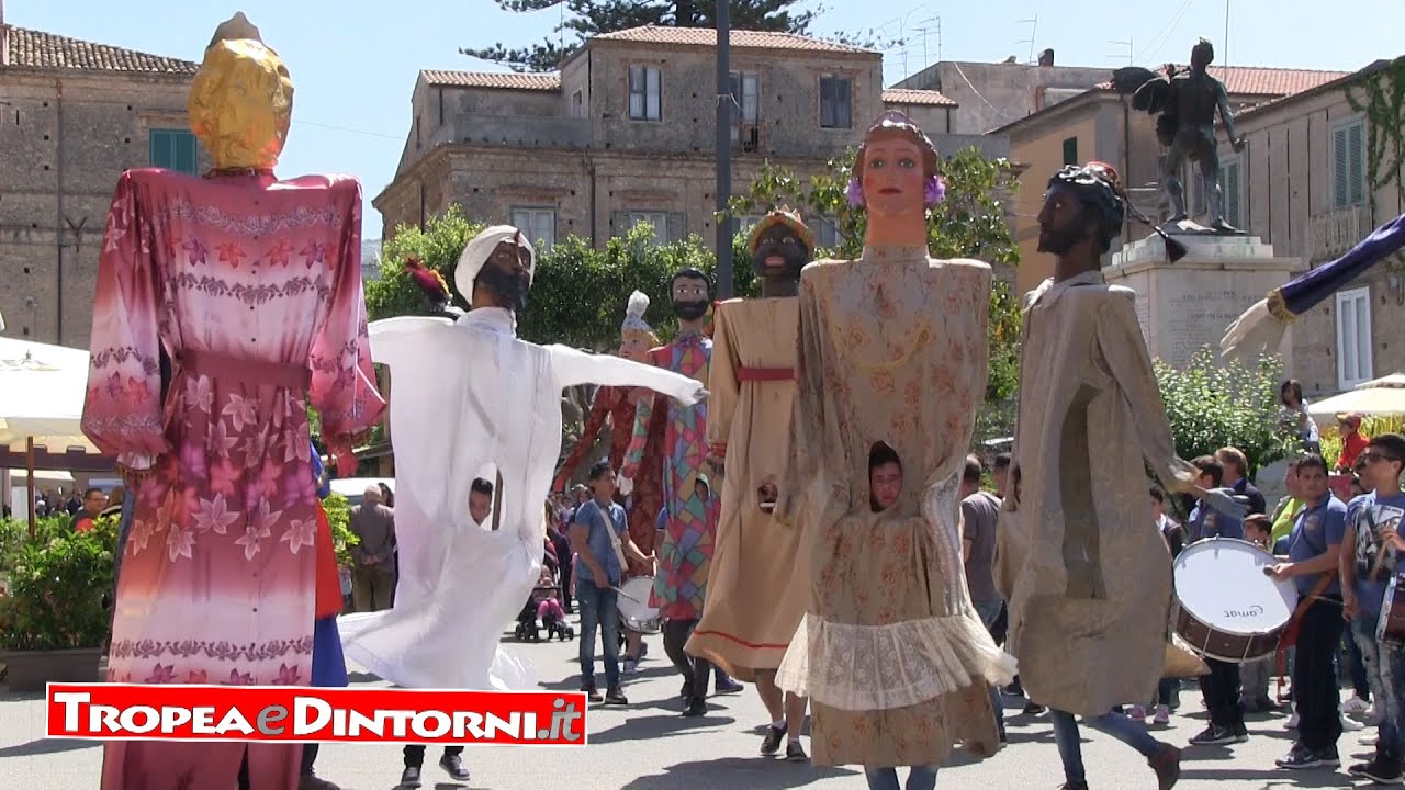 Raduno dei Giganti alla festa di 
