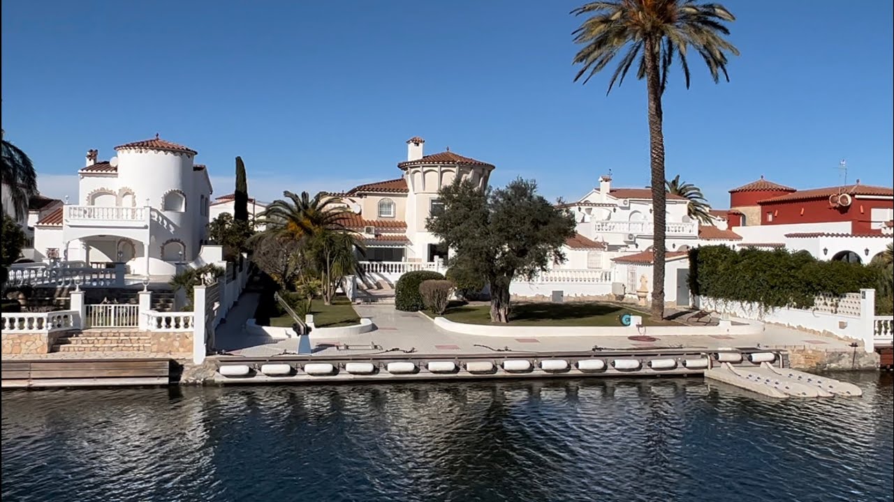 Falgàs Finest Real Estate, Empuriabrava, Costa Brava