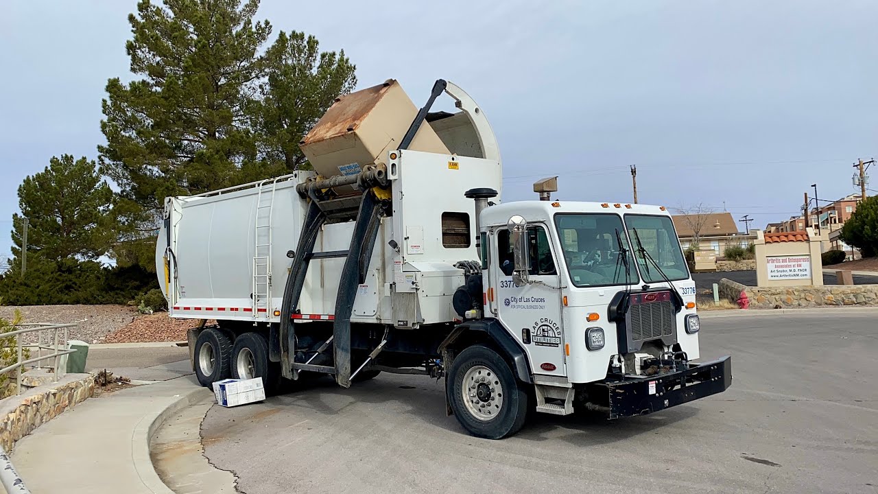 Peterbilt 520 KANN Commercial Side Loader